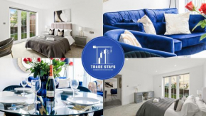LUXURIOUS Apartments FREE parking and FREE WiFi!